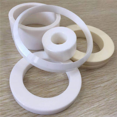 ZrO2 95% Ceramic Seal Rings Tahan Suhu Kekerasan Tinggi