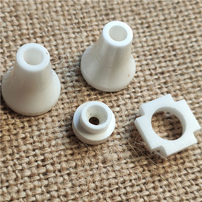 Zirkonia Alumina Keramik Nozzle 5000Mpa 88HRA Penggilingan Yang Tepat
