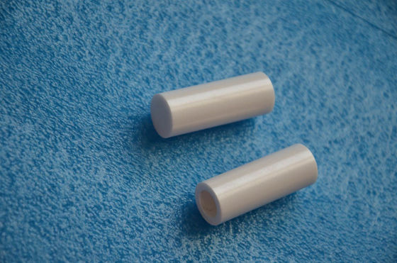 Presisi Tinggi 6.0g / cm3 ZrO2 Zirkonia Ceramic Tubes Bushing Sleeve