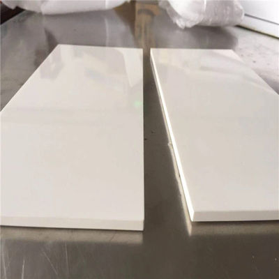 Suhu Kerja Tinggi 99,7% Plat Keramik Alumina