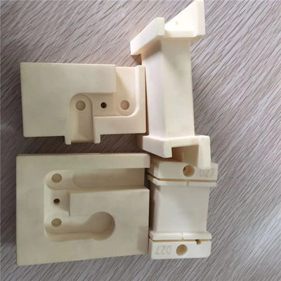Presisi 400C Zirkonia Ceramic Cube Lining Plate 6.0 Blok Terminal Keramik Kepadatan